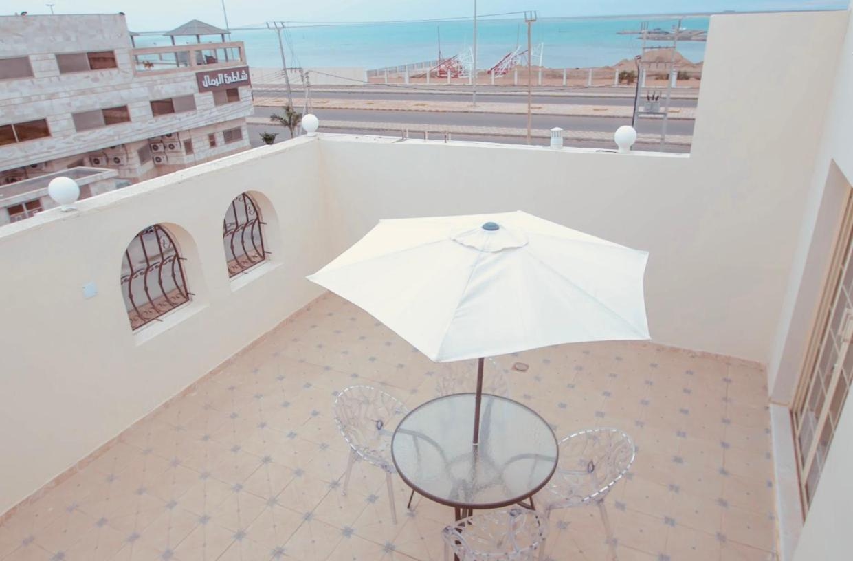 Arees Beach Hotel รัยยิส ภายนอก รูปภาพ